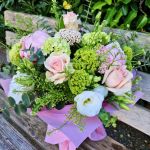 Bouquet deluxe rose, peonie e viburno